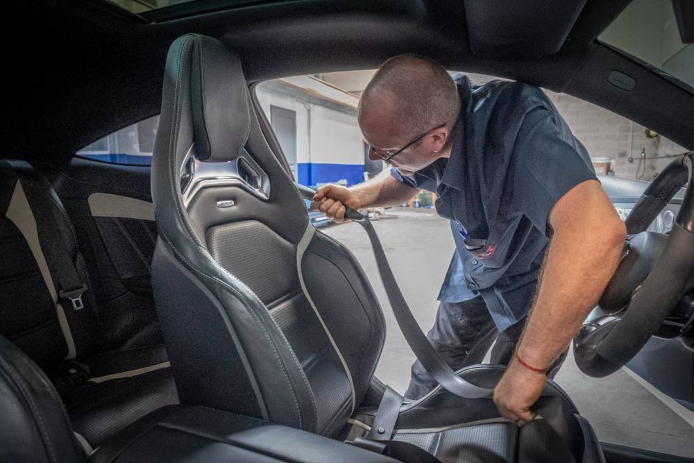 check intérieur voiture